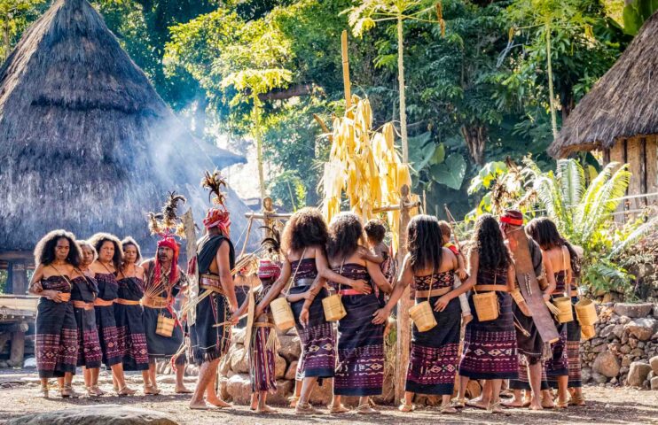 A group of Indonesian women.