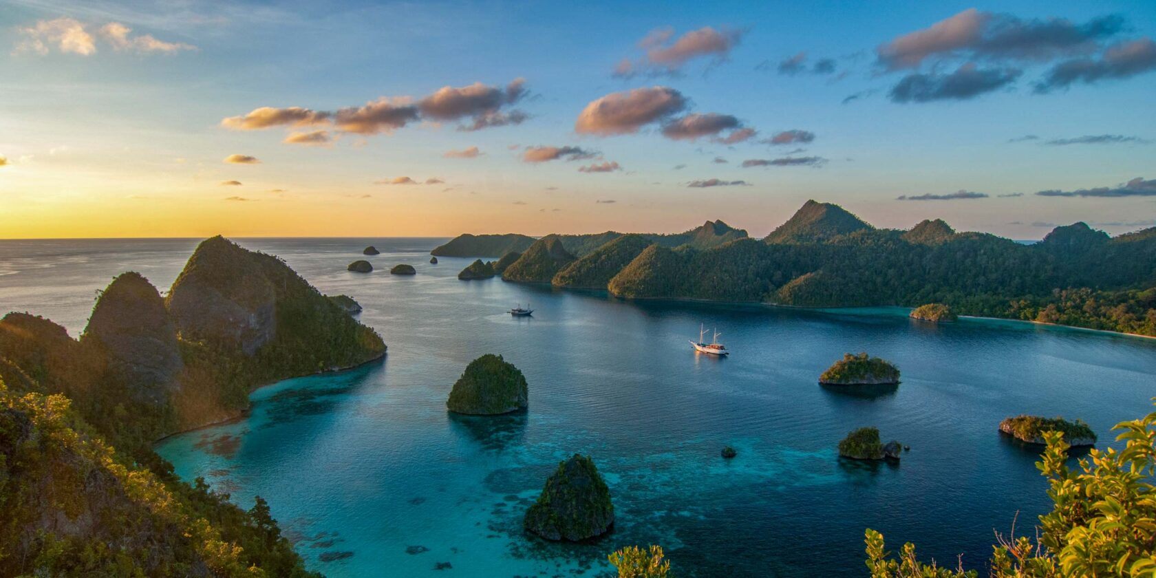 Amazing scenery of Wayag, Raja Ampat.